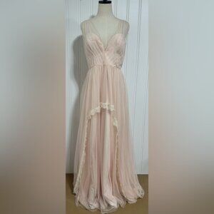 Watters blush pink delicate lace Lucy Gown Size 8